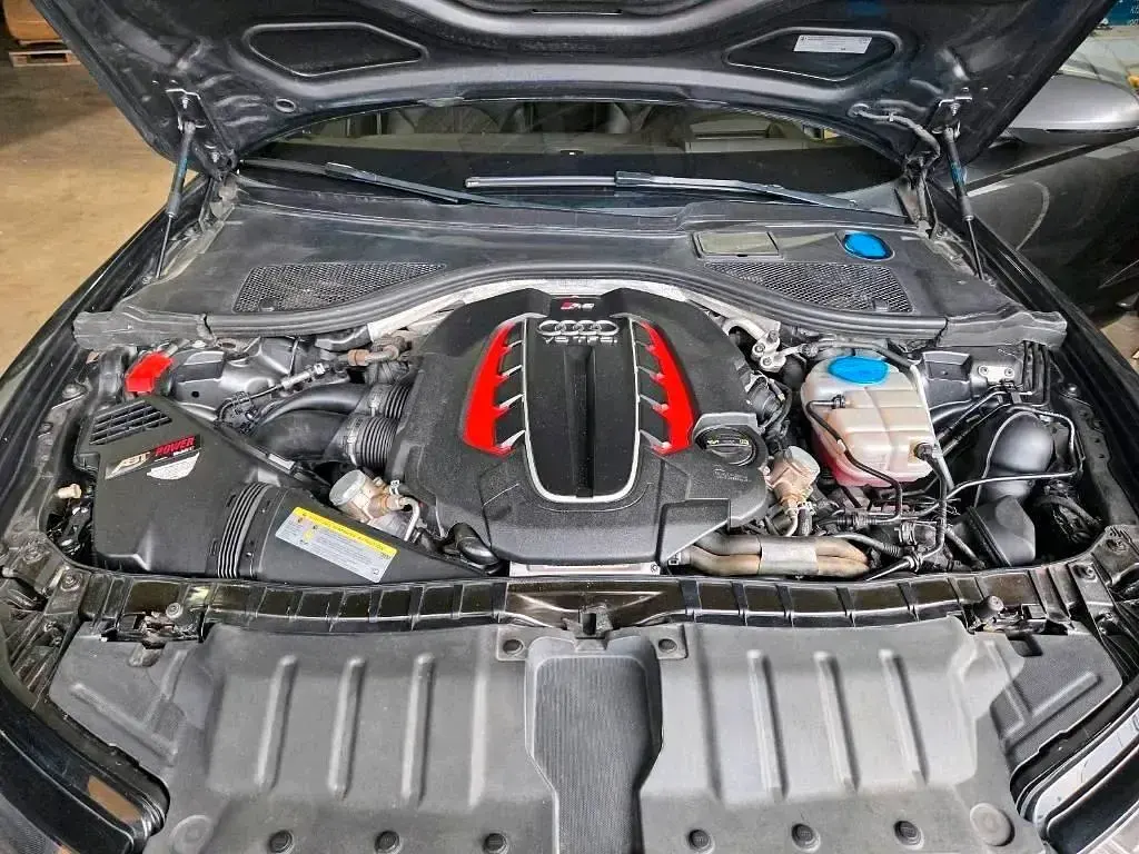 Gebraucht Audi RS6 Performance 706 PS (519 kW) 2016 Grau Kombi