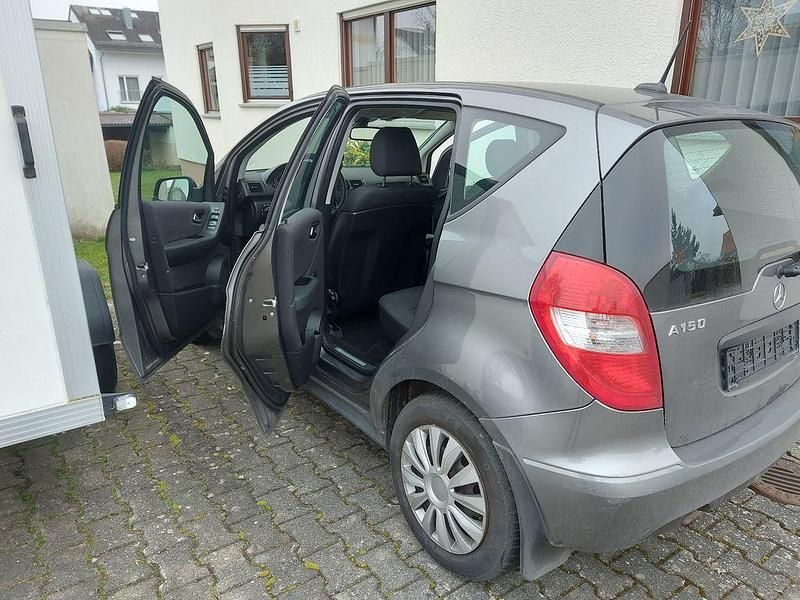 Gebraucht 2009 Mercedes A150 Van / Kleinbus | 3.800 € (Fairer Preis) - Bild 1/4