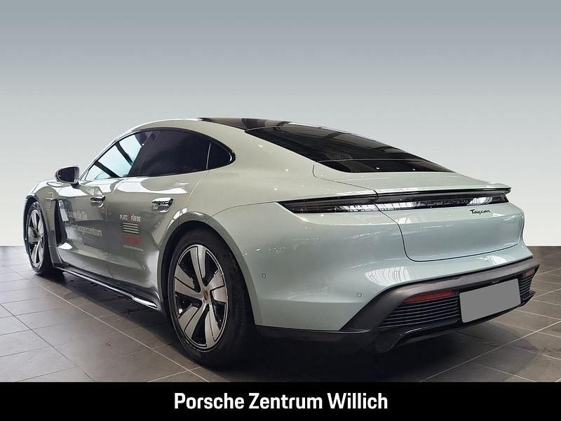 Gebraucht Porsche Taycan 319 kW (435 PS) 2025 Shadegreenmetallic Limousine