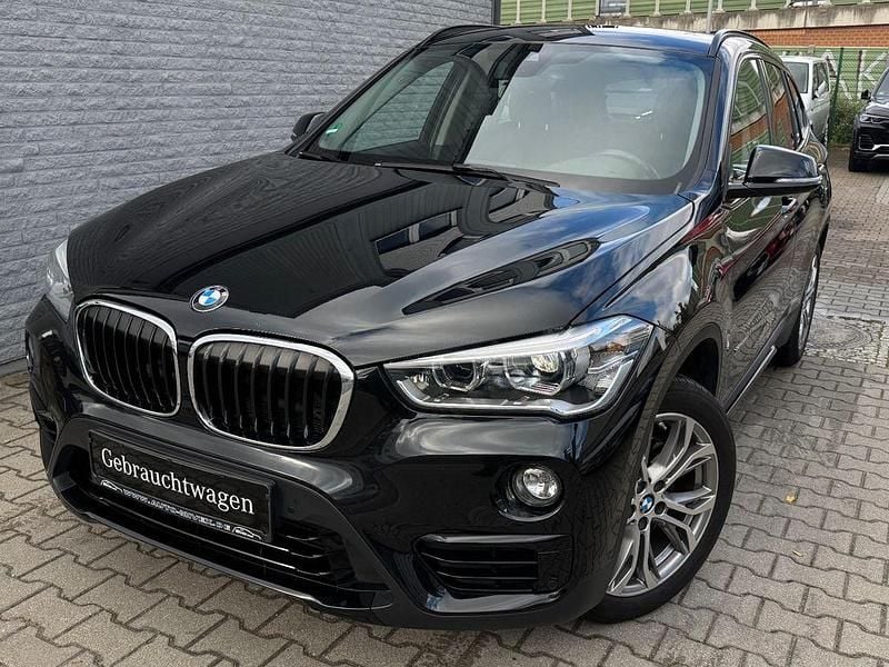 Schwarz Gebraucht 2018 BMW X1 Sport Line SUV | 21.500 € (Fairer Preis) - Bild 1/4