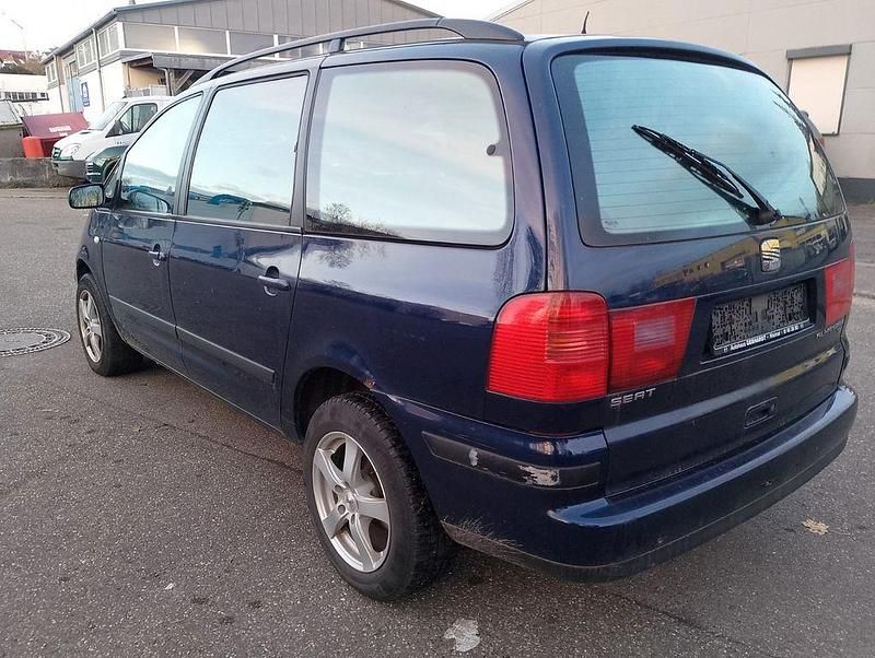 Gebraucht VW Sharan 116 PS (85 kW) 2001 Blau Van / Kleinbus