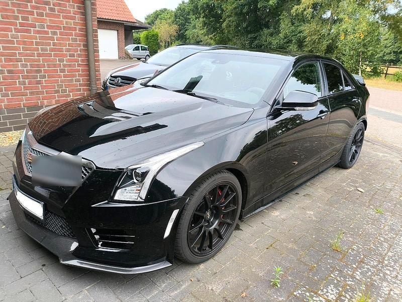 Schwarz Gebraucht 2018 Cadillac ATS Limousine | 29.500 € - Bild 1/4