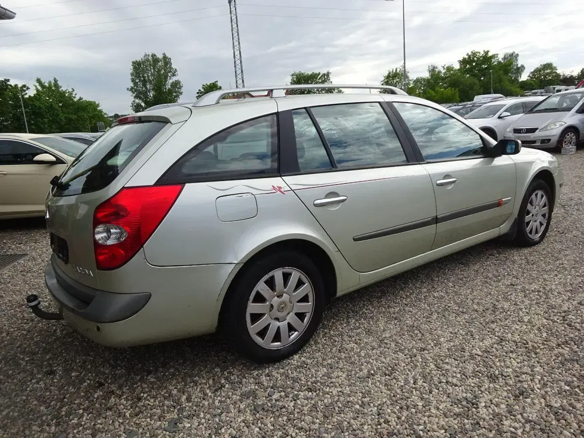 Gebraucht Renault Laguna GrandTour Expression 120 PS (88 kW) 2003 Grau Kombi