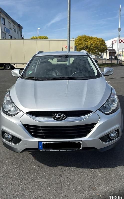 Gebraucht Hyundai ix35 130 PS (95 kW) 2012 Silber SUV