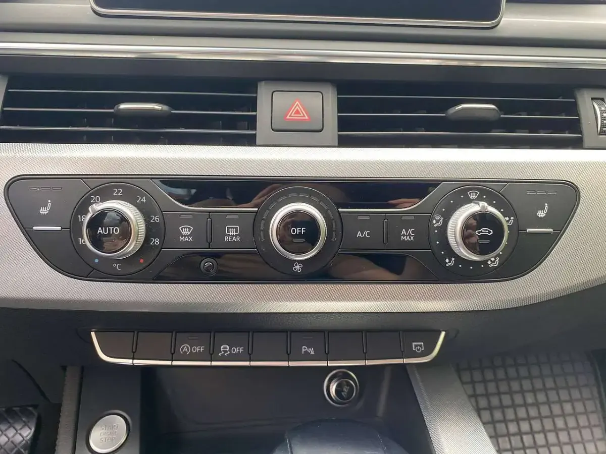 Gebraucht Audi A4 Design 150 PS (110 kW) 2016 Weiß Kombi