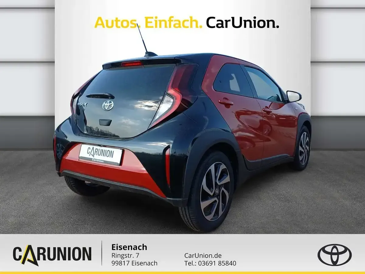 Neu Toyota Aygo X 72 PS (52 kW) 2026 2vh SUV
