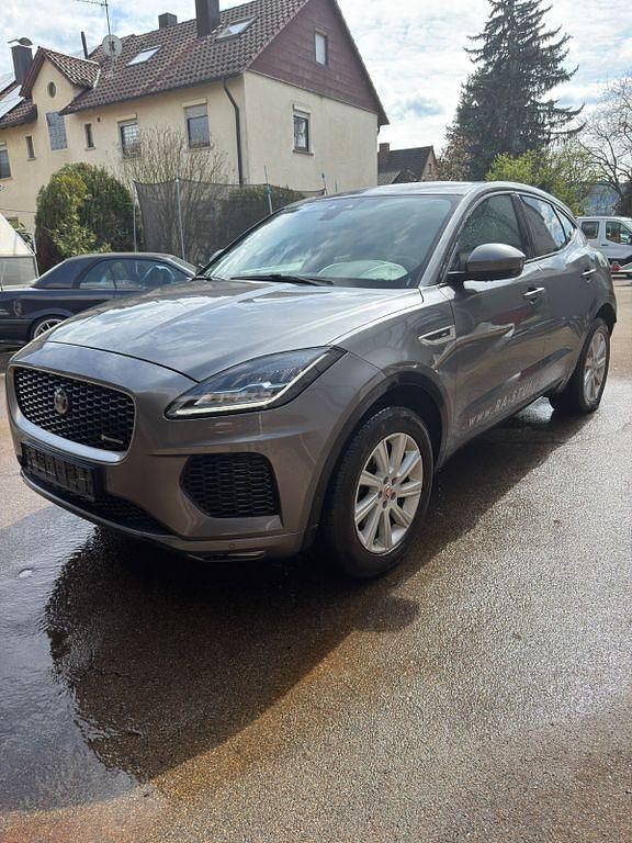 Second-hand Jaguar E-Pace R-Dynamic 150 CP (110 kW) 2018 Gri SUV
