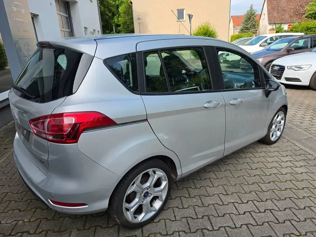 Gebraucht Ford B-MAX Trend 101 PS (74 kW) 2013 Silber Van / Kleinbus