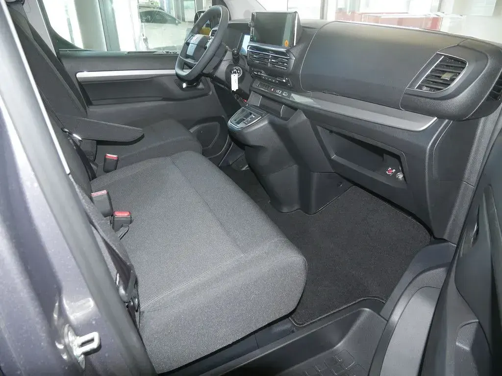 Neu Citroën Spacetourer 179 PS (131 kW) 2026 Stahlgrau Van / Kleinbus