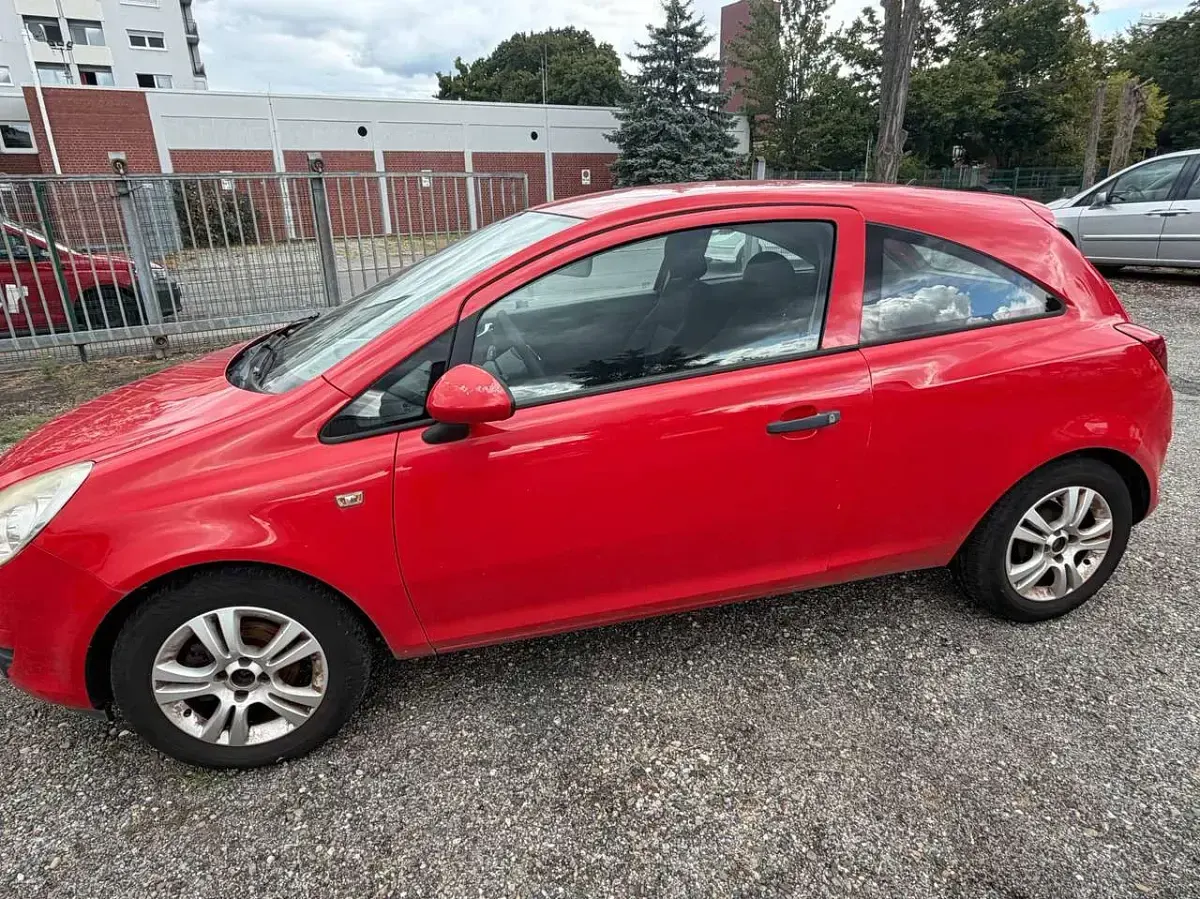 Gebraucht Opel Corsa Edition 60 PS (44 kW) 2009 Rot Kleinwagen