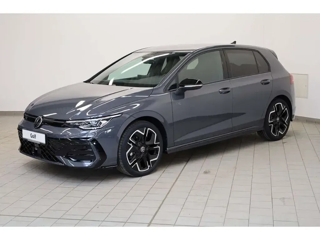 Neu VW Golf VIII R-line 150 PS (110 kW) 2026 Grau Limousine