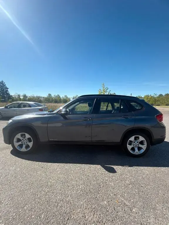 Second-hand BMW X1 xLine 143 CP (105 kW) 2013 Gri SUV