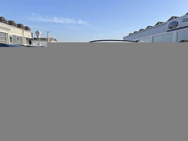 Usado Ford Kuga ST-Line 120 HP (88 kW) 2024 Branco SUV