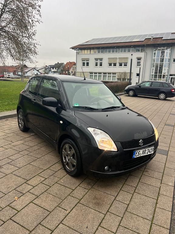Gebraucht Suzuki Swift Club 92 PS (67 kW) 2006 Schwarz Kleinwagen