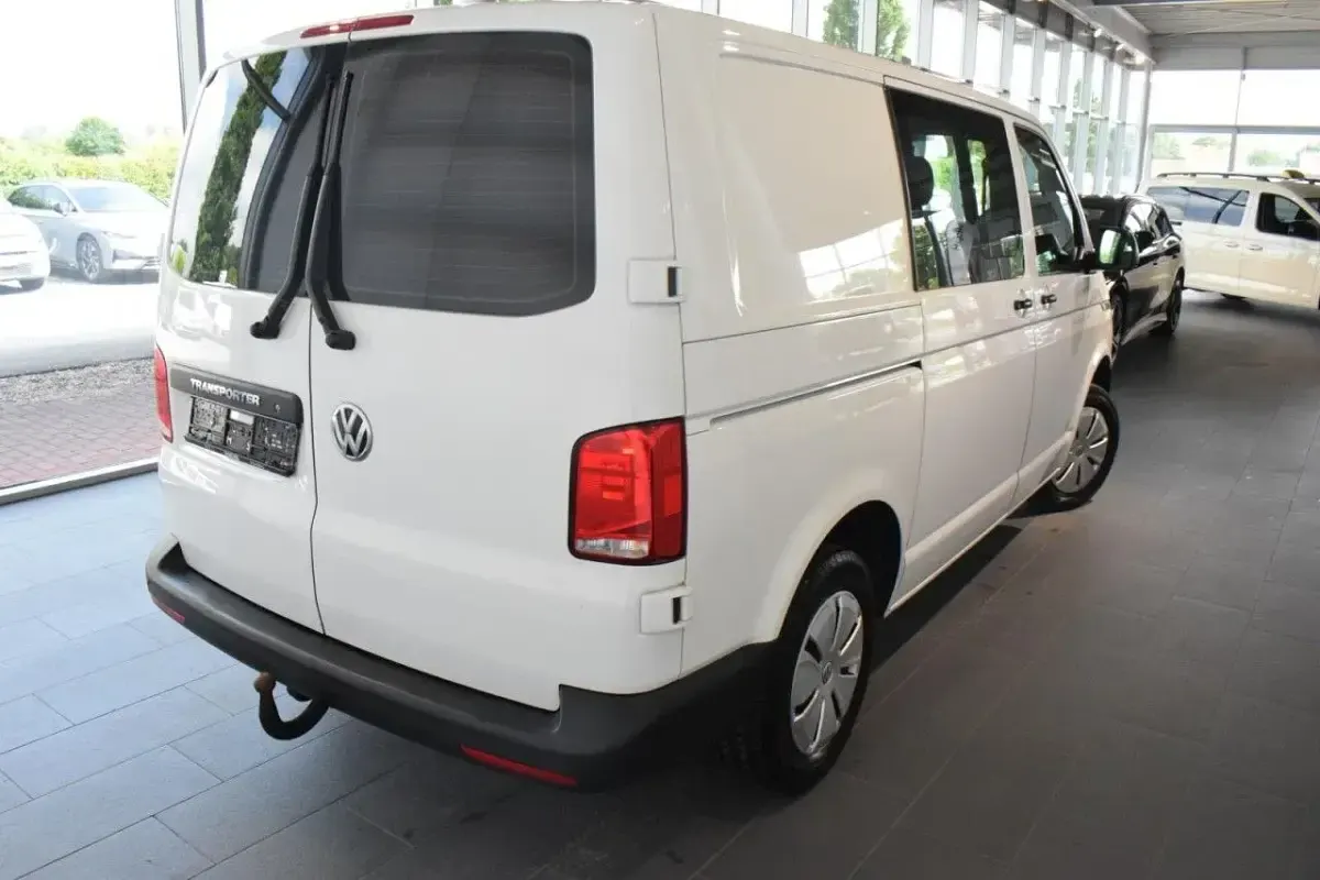 Gebraucht VW Transporter 150 PS (110 kW) 2023 Candy weiß Van