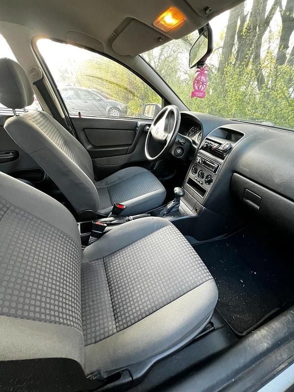 Gebraucht Opel Astra 95 PS (69 kW) 2000 Grau Kleinwagen