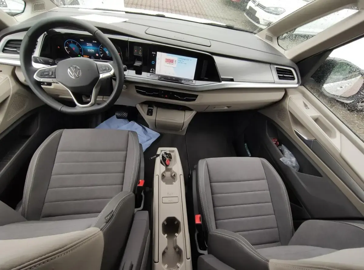 Używany VW Multivan Life 150 KM (110 kW) 2024 Minivan