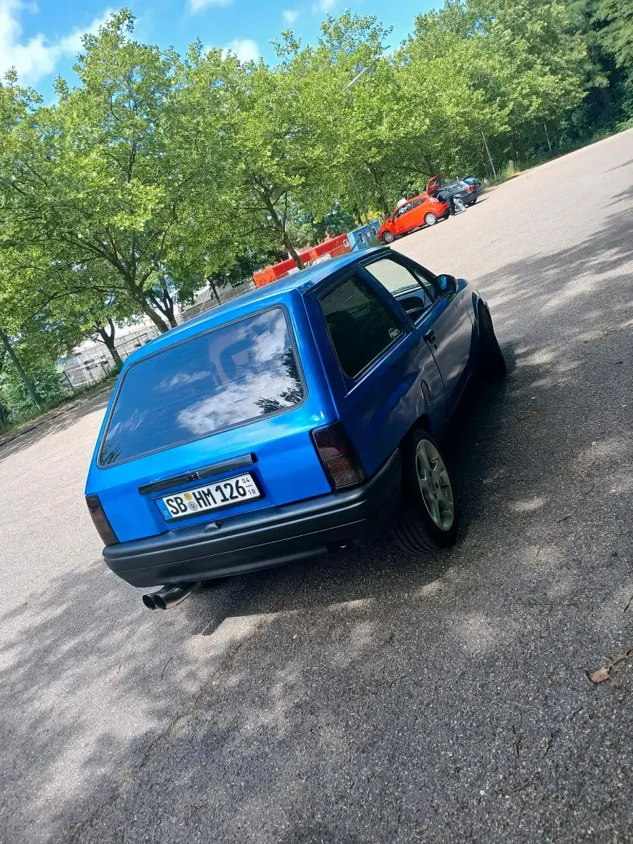 Gebraucht Opel Corsa 45 PS (33 kW) 1993 Blau Kleinwagen