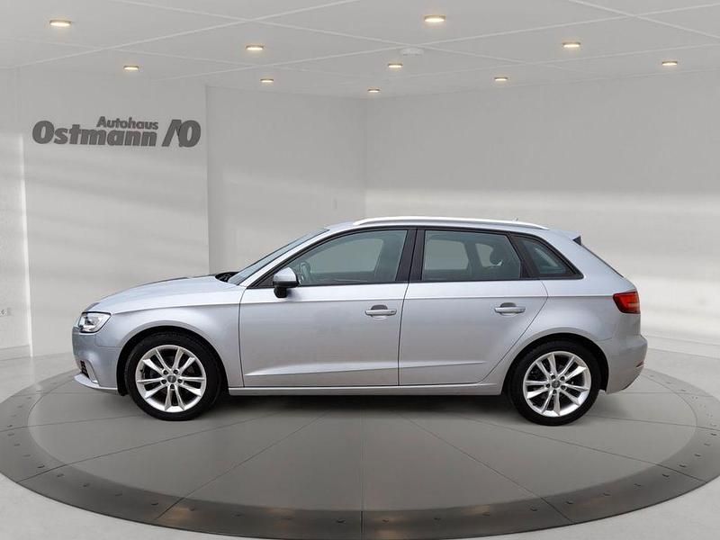 Gebraucht Audi A3 Sport 150 PS (110 kW) 2025 Manhattangrau metallic Limousine