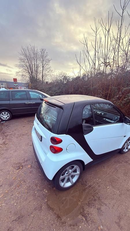Gebraucht Smart ForTwo Coupé 71 PS (52 kW) 2013 Weiß Coupé