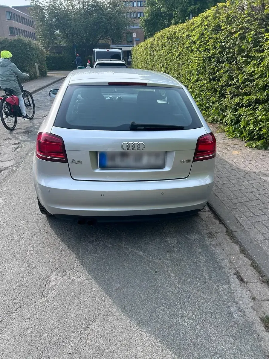 Gebraucht Audi A3 Ambition 125 PS (91 kW) 2011 Silber Kleinwagen