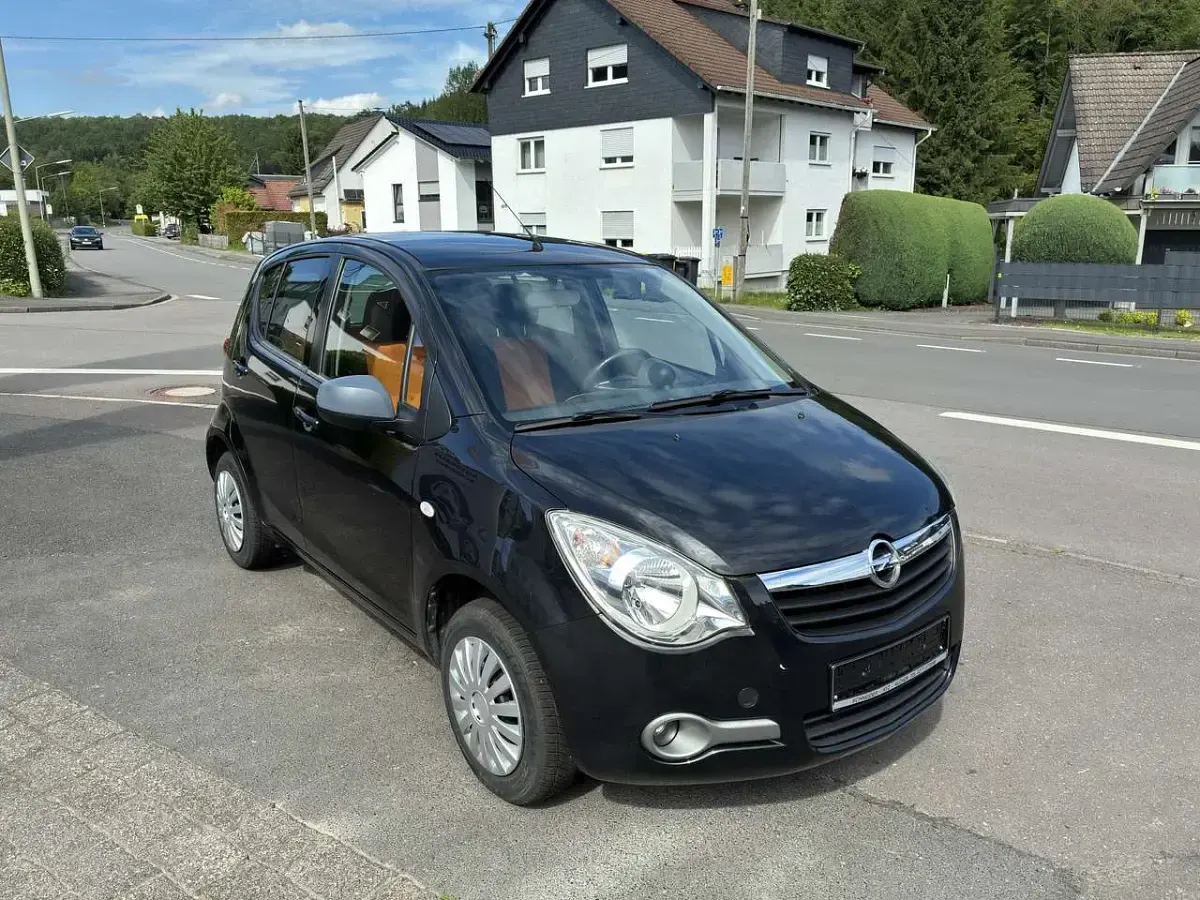 Gebraucht Opel Agila Edition 65 PS (47 kW) 2008 Kosmosschwarz Kleinwagen