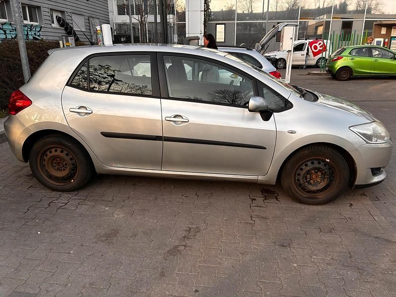 Gebraucht Toyota Auris 2007 Grau Kleinwagen
