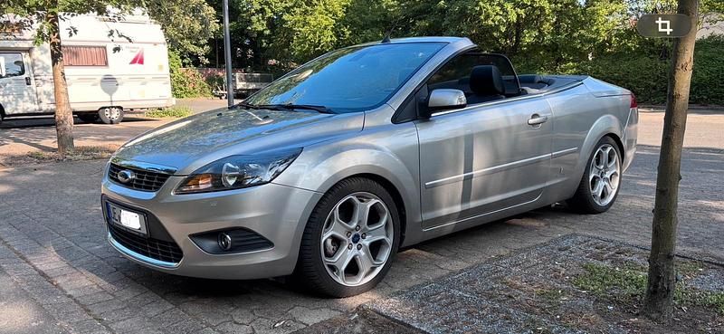 Silber Gebraucht 2009 Ford Focus Cabriolet Cabrio | 7.500 € (Etwas zu teuer) - Bild 1/4