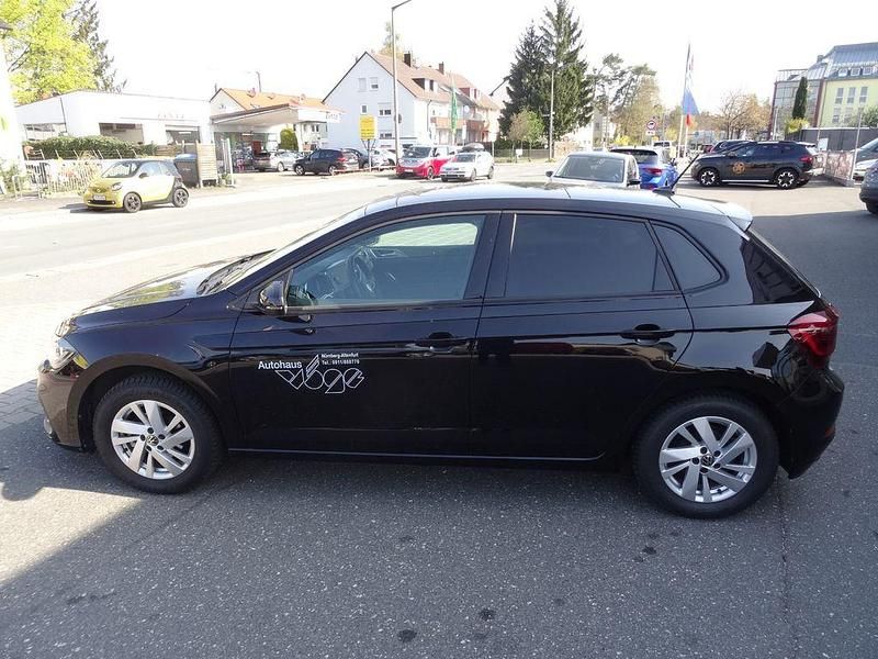 Używany VW Polo Style 95 KM (69 kW) 2024 Czarny Hatchback