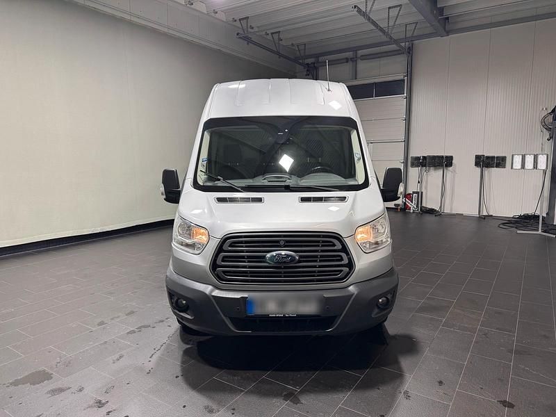 Gebraucht Ford Transit 155 PS (114 kW) 2016 Silber Limousine