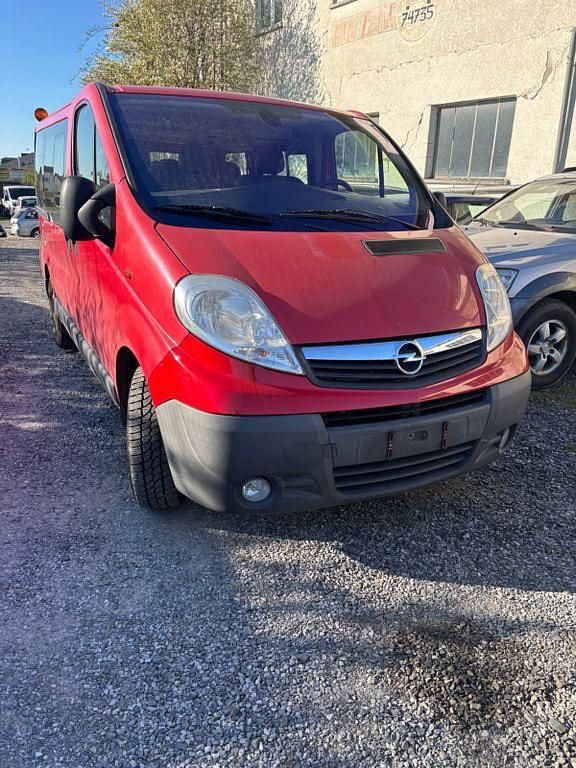 Gebraucht Opel Vivaro 114 PS (83 kW) 2014 Rot Van / Kleinbus