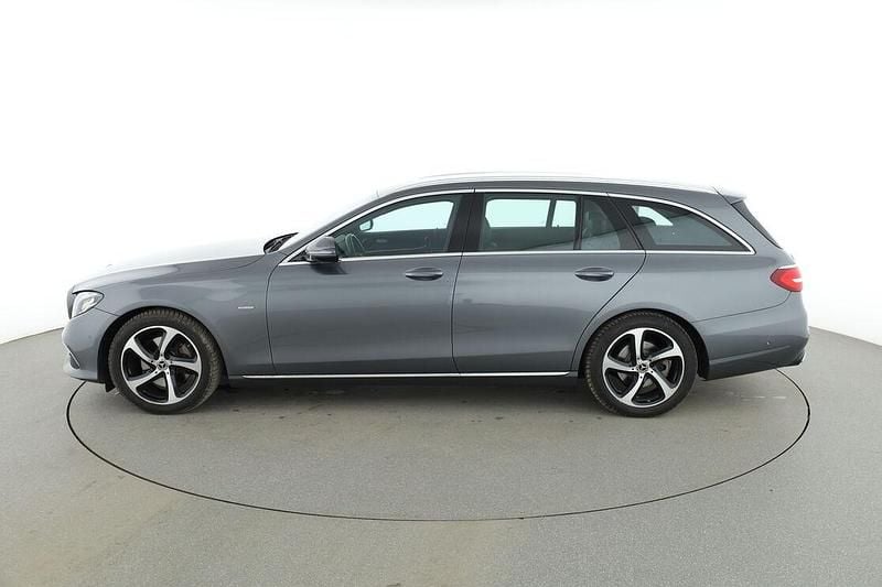 Gebraucht Mercedes E220 Avantgarde 194 PS (142 kW) 2019 Grau Kombi