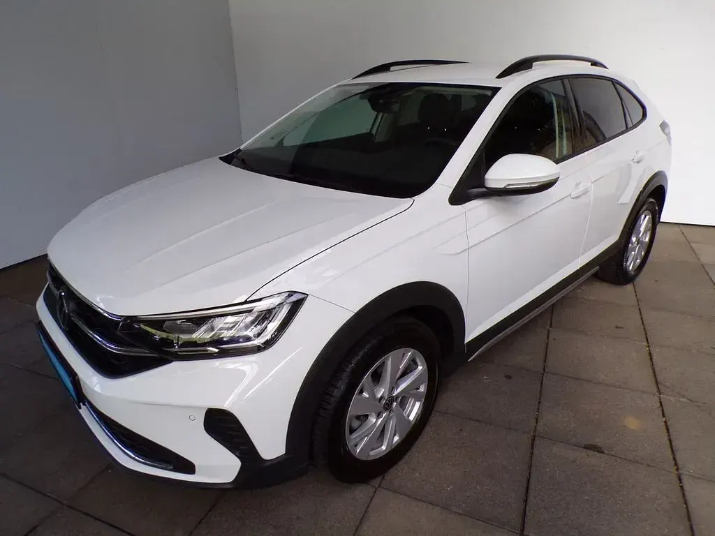 Używany VW Taigo S 110 KM (80 kW) 2022 Biały SUV