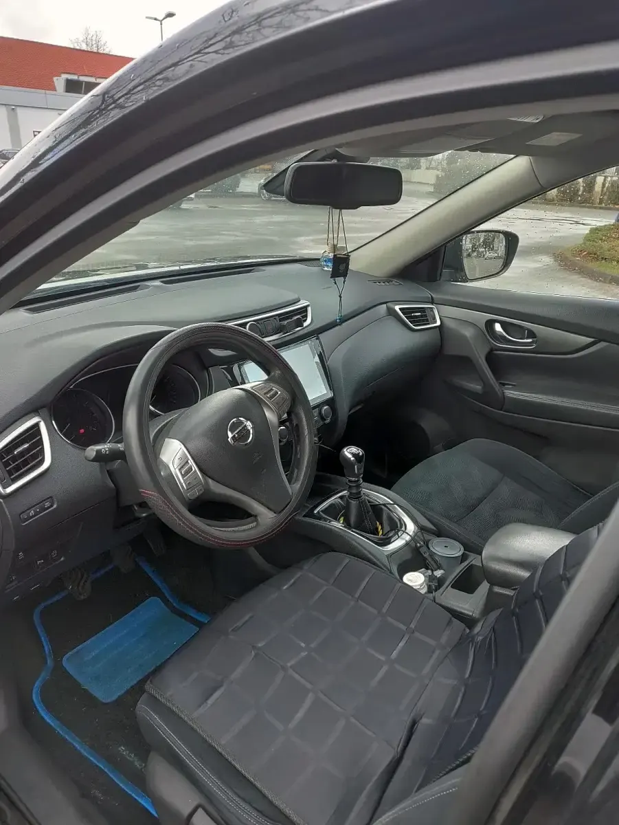Gebraucht Nissan X-Trail 163 PS (119 kW) 2016 Schwarz SUV