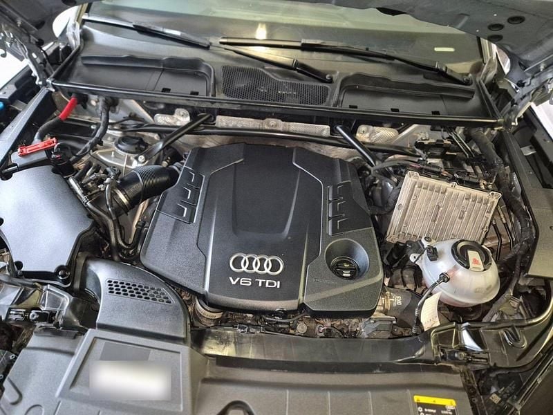 Używany Audi Q5 Ambiente 231 KM (169 kW) 2020 Srebrny SUV