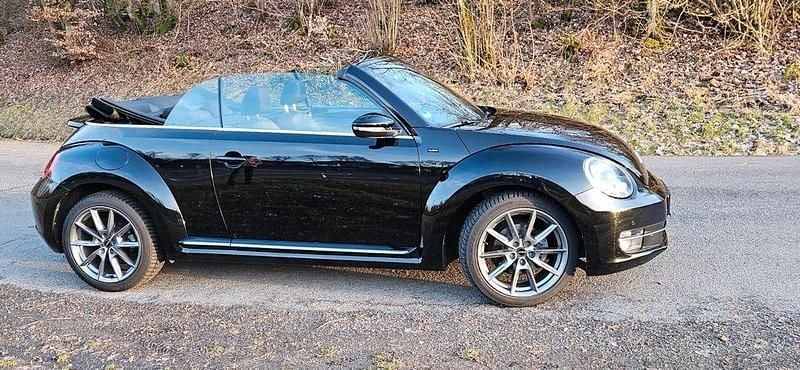 Gebraucht VW Beetle Allstar 150 PS (110 kW) 2016 Schwarz Kleinwagen