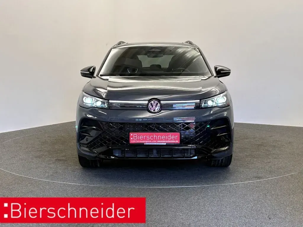 Gebraucht VW Tiguan Style 204 PS (150 kW) 2025 Grau SUV