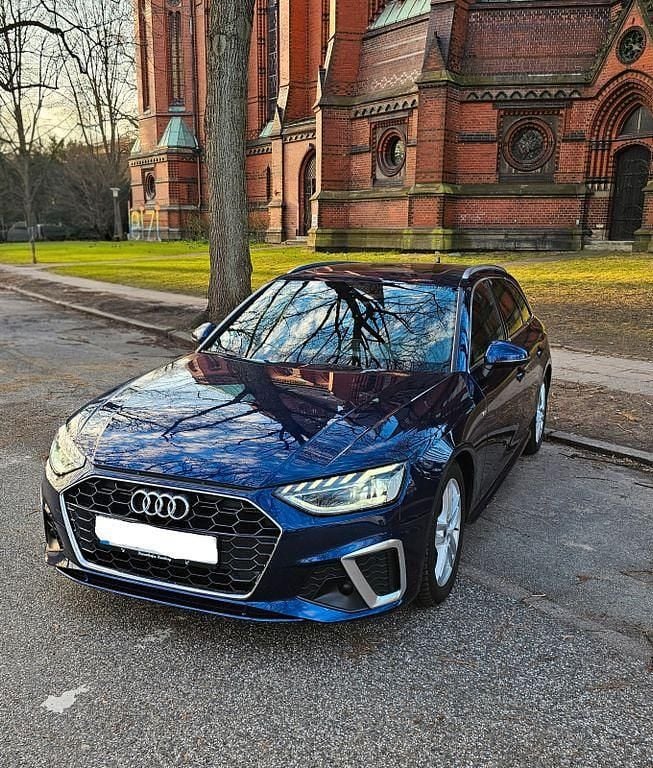 Gebraucht Audi A4 S-Line 150 PS (110 kW) 2021 Blau Kombi