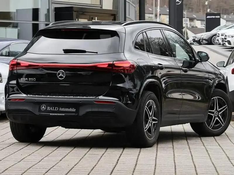 Gebraucht Mercedes EQA250+ 139 kW (190 PS) 2025 Schwarz metalliclack kosmosschwarz SUV