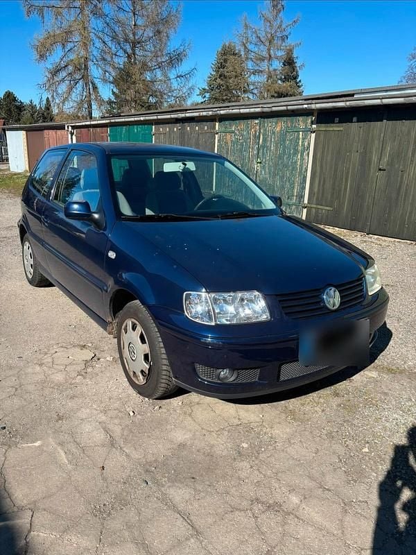 Usata VW Polo 60 CV (44 kW) 2003 Blu Utilitaria