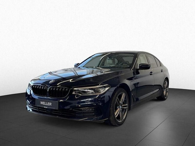 Gebraucht BMW 530e Luxury Line 252 PS (185 kW) 2019 Imperialblau (blau) Limousine