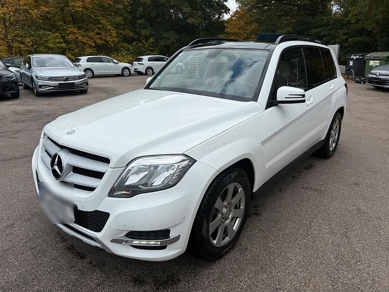 Weiß Gebraucht 2014 Mercedes GLK220 SUV | 12.400 € (Fairer Preis) - Bild 1/4