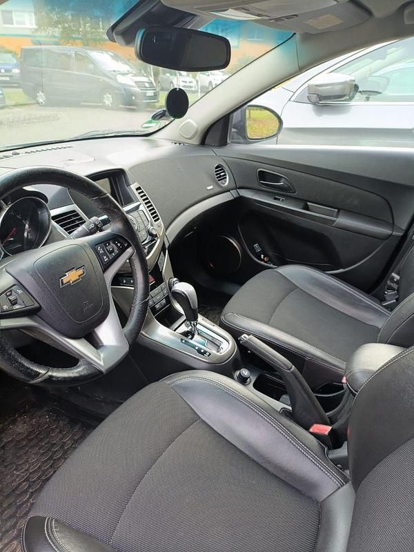 Gebraucht Chevrolet Cruze 163 PS (119 kW) 2013 Grau Kombi