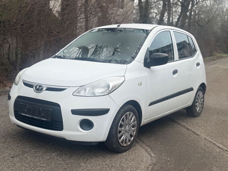 Weiß Gebraucht 2009 Hyundai i10 Edition+ Kleinwagen | 2.399 € (Fairer Preis) - Bild 1/4