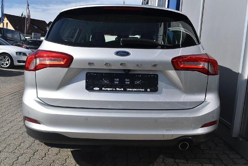 Gebraucht Ford Focus Cool & Connect 150 PS (110 kW) 2020 Silber Limousine
