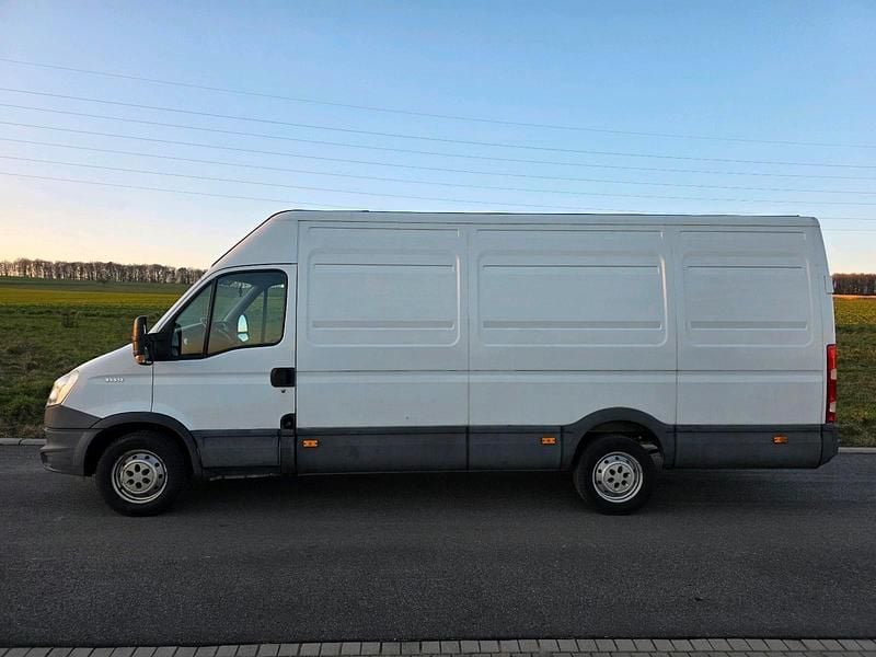 Gebraucht Iveco Daily 126 PS (92 kW) 2014 Weiß