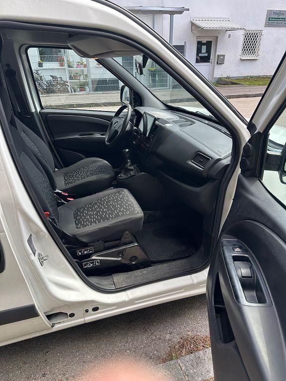 Usata Opel Combo 95 CV (69 kW) 2017 Bianco Monovolume