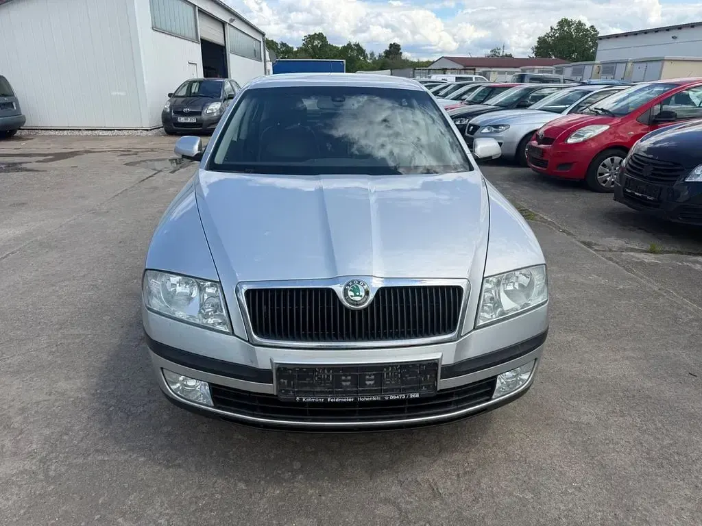 Gebraucht Skoda Octavia Elegance 140 PS (102 kW) 2005 Silber Limousine