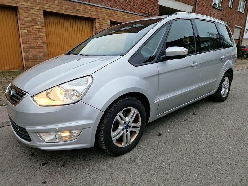 Gebraucht Ford Galaxy Business Edition 116 PS (85 kW) 2014 Grau Van / Kleinbus