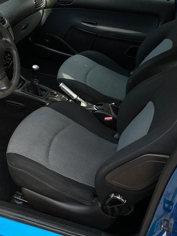 Gebraucht Peugeot 206 88 PS (64 kW) 2005 Blau Kleinwagen